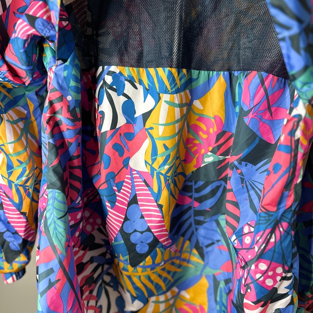 Vibrant Multicolor Leaf Print Jacket - image 3